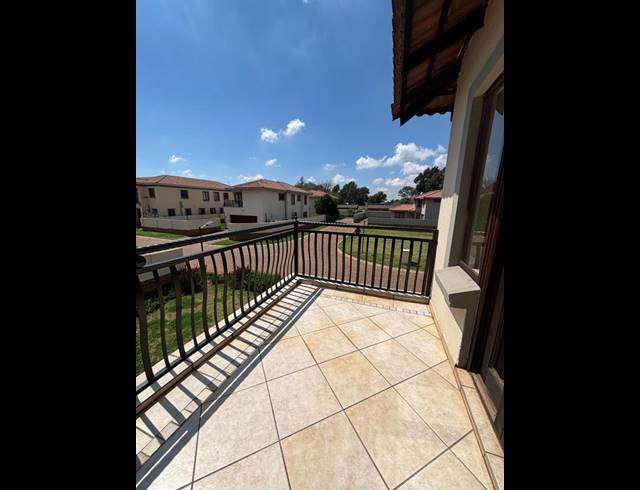 3 BEDROOM PROPERTY TO RENT IN KENLEAF